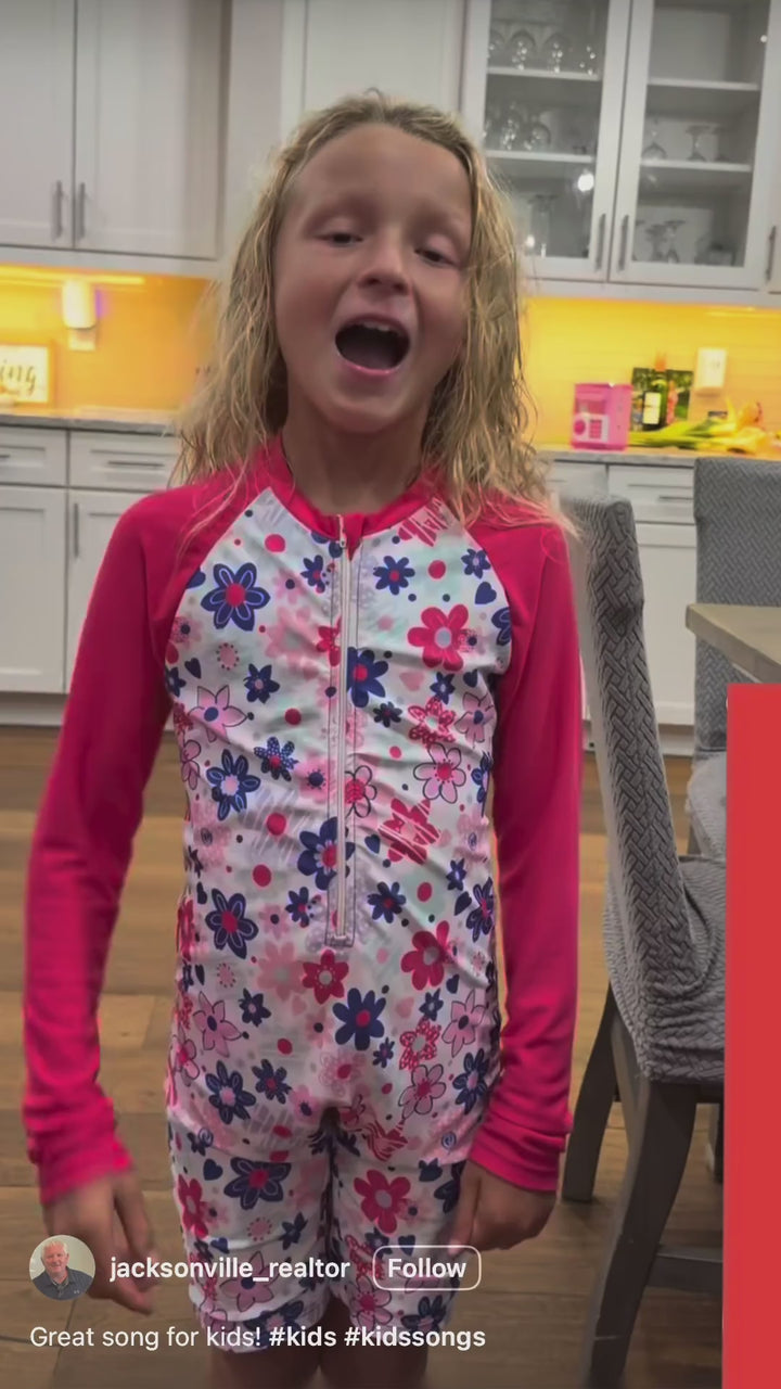 Performance shared by @jacksonville_realtor: a young girl sings No Secrets from Mom and Dad.